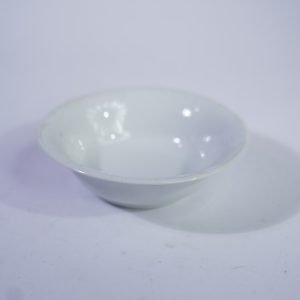 plat blanc creux